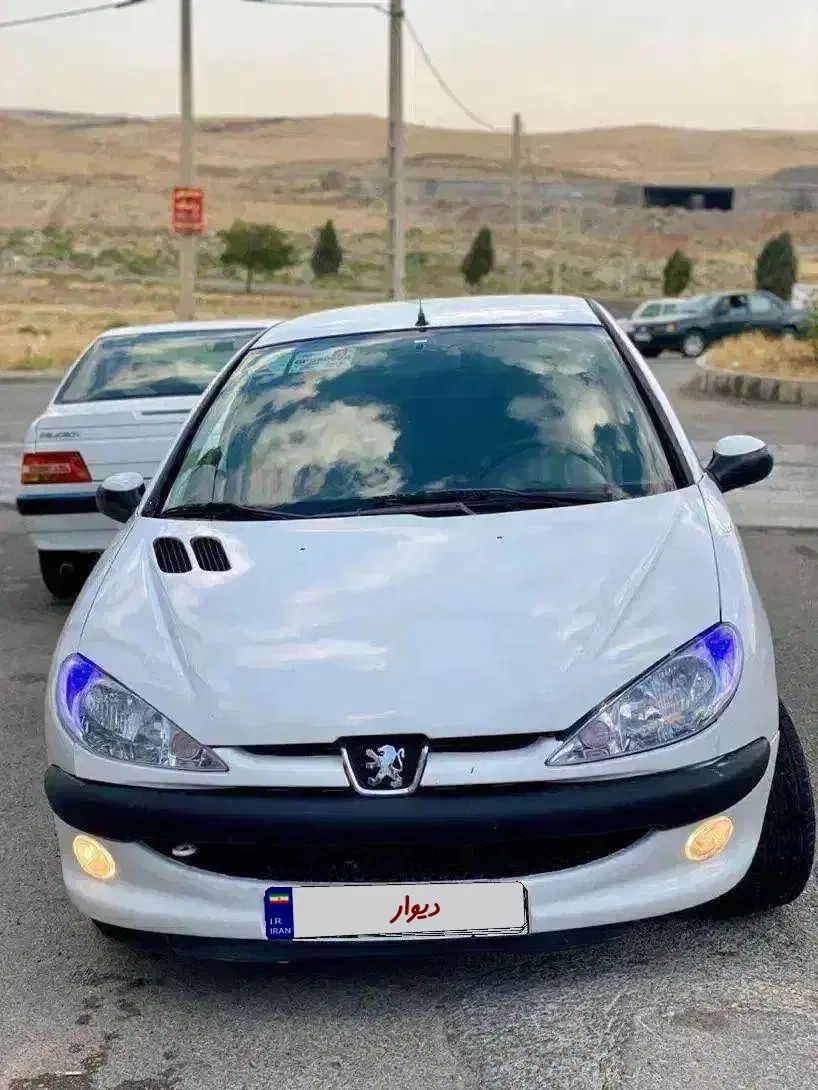 پژو ۲۰۶ صندوق دار v8 - 1396