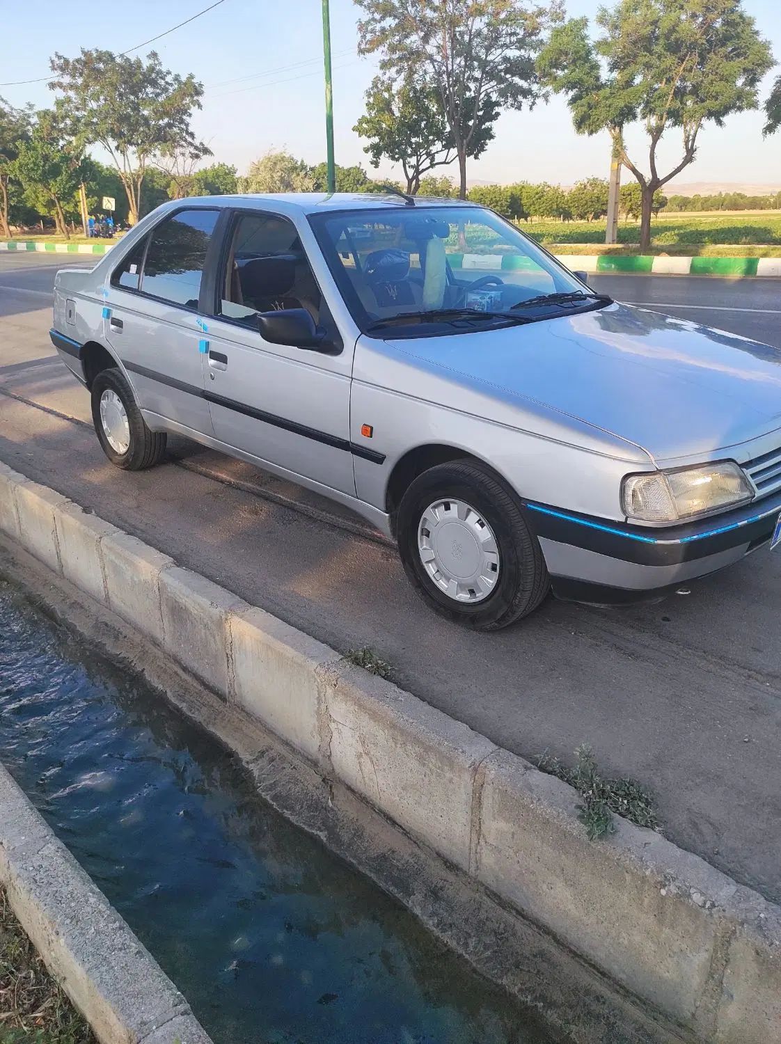 پژو 405 GL - 1379
