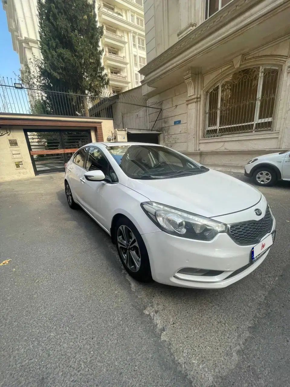 کیا سراتو 2.0 لیتر اتوماتیک GT لاین - 2015
