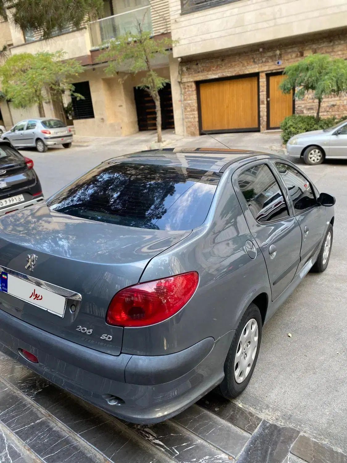 پژو ۲۰۶ صندوق دار v8 - 1399