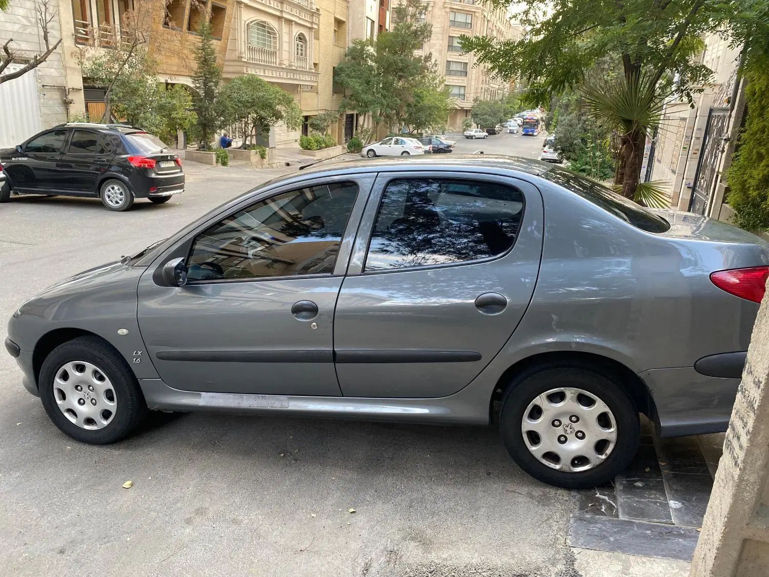 پژو ۲۰۶ صندوق دار v8 - 1399