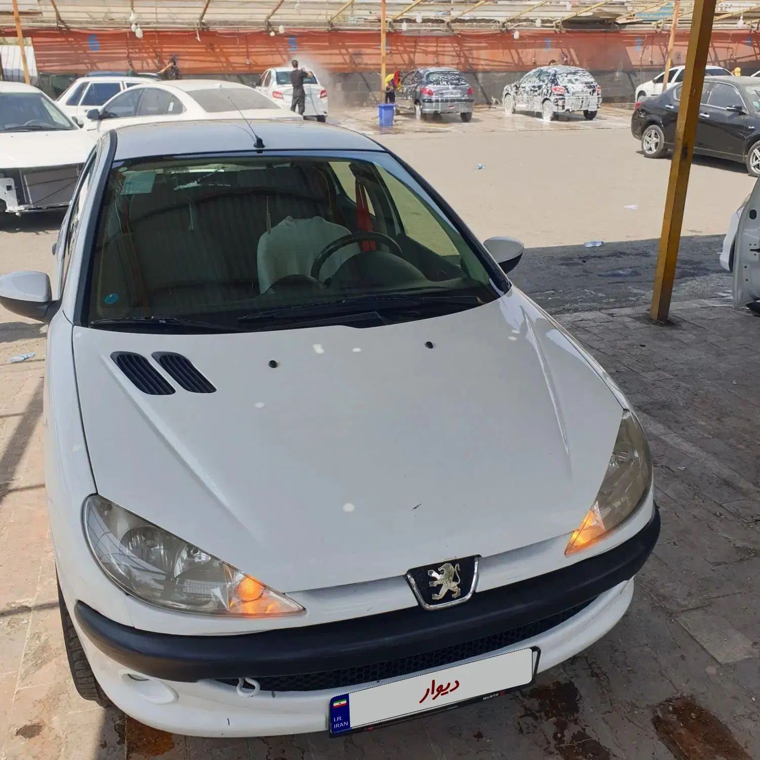 پژو ۲۰۶ صندوق دار v8 - 1399