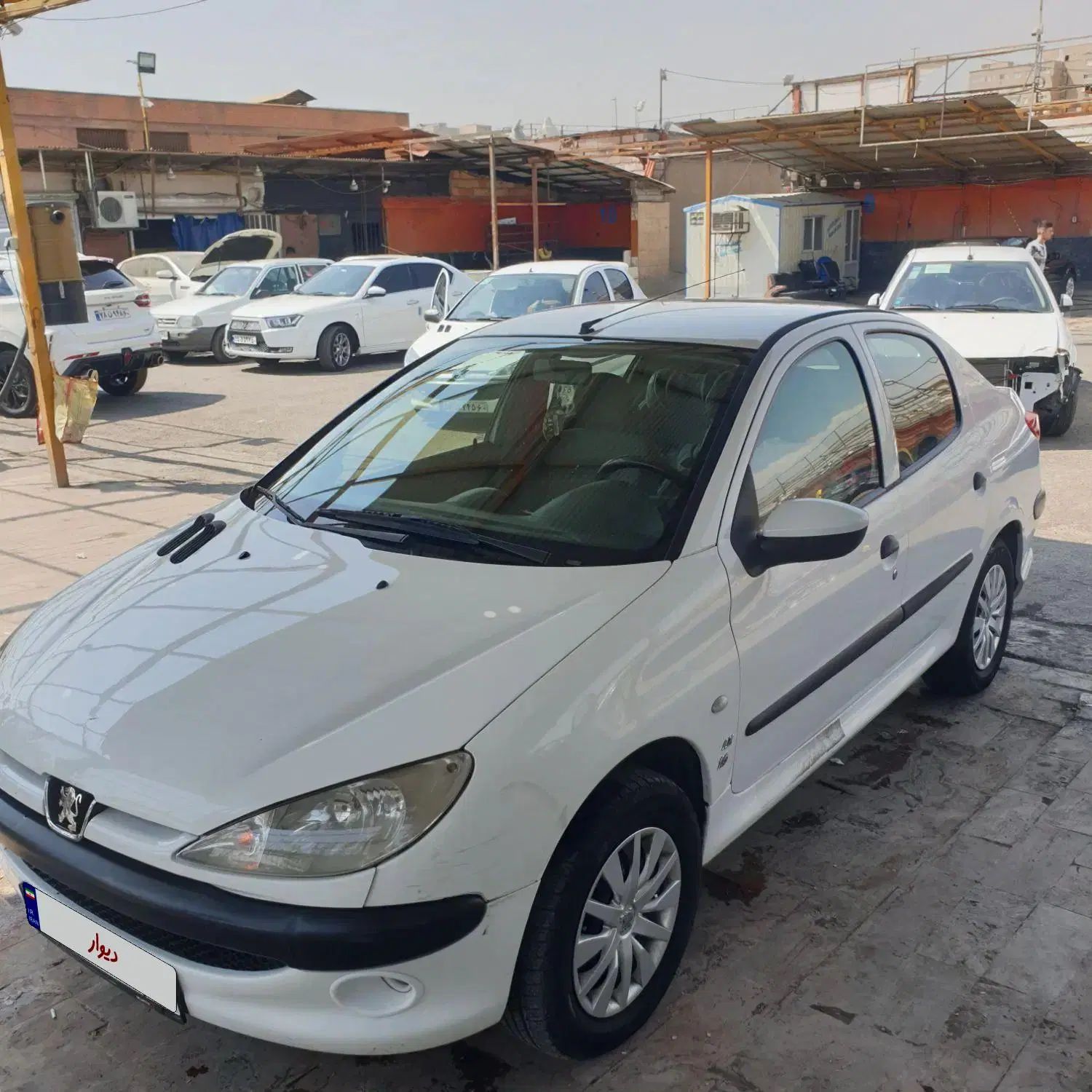 پژو ۲۰۶ صندوق دار v8 - 1399