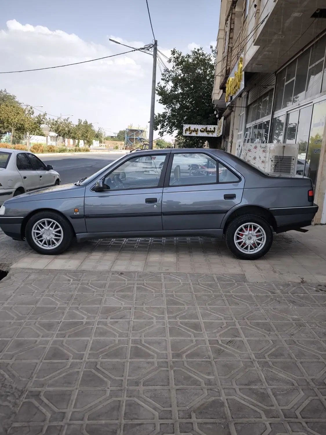 پژو 405 GLX - 1396