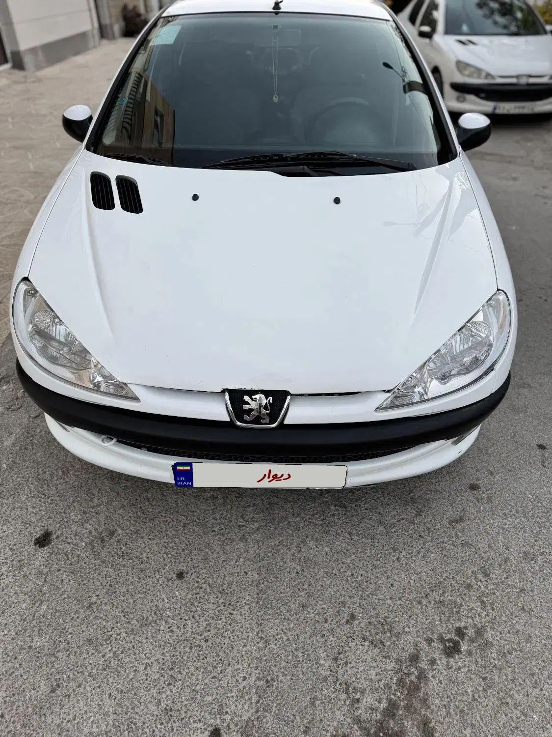 پژو ۲۰۶ صندوق دار v8 - 1395