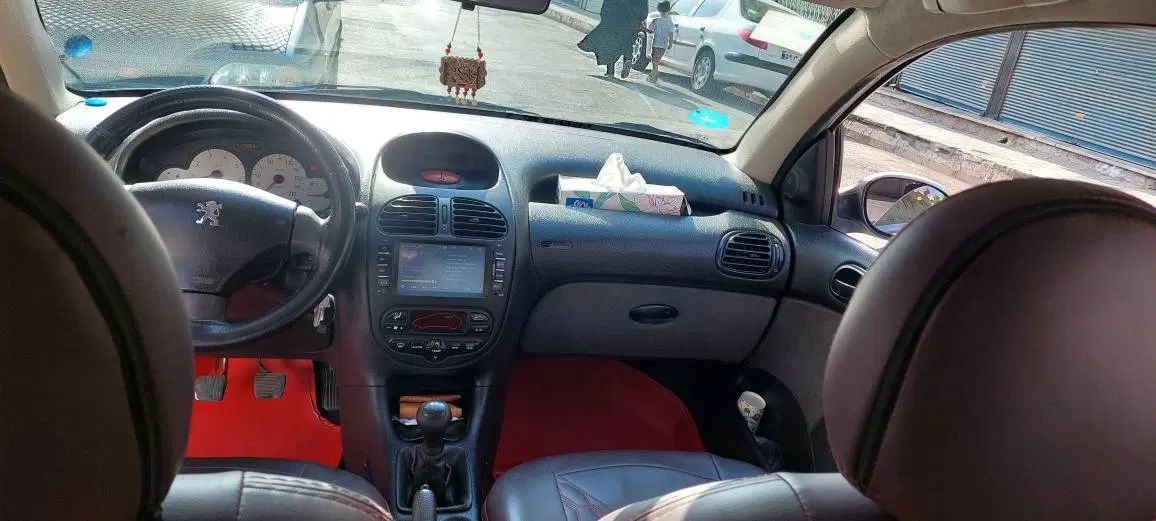 پژو ۲۰۶ صندوق دار v8 - 1390