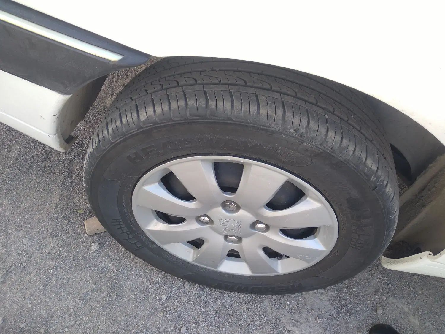 پژو 405 بنزینی GLX - TU5 - 1395