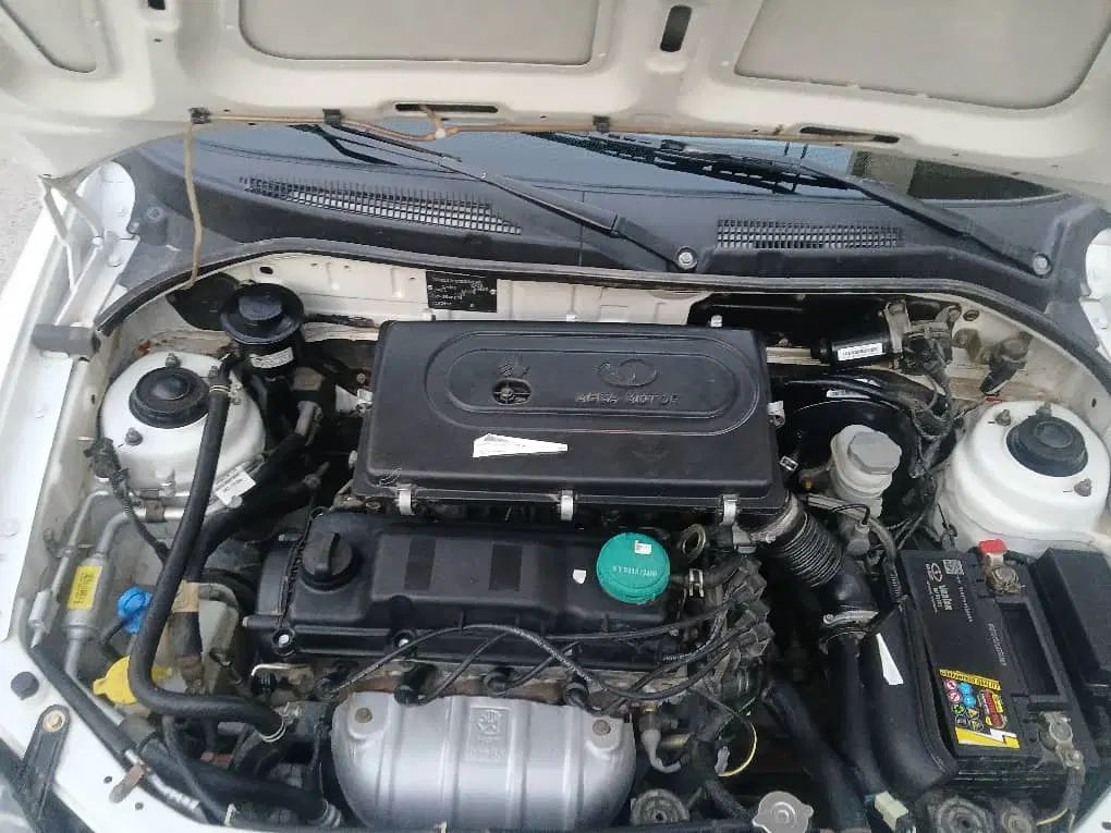 تیبا صندوق دار SX - 1401