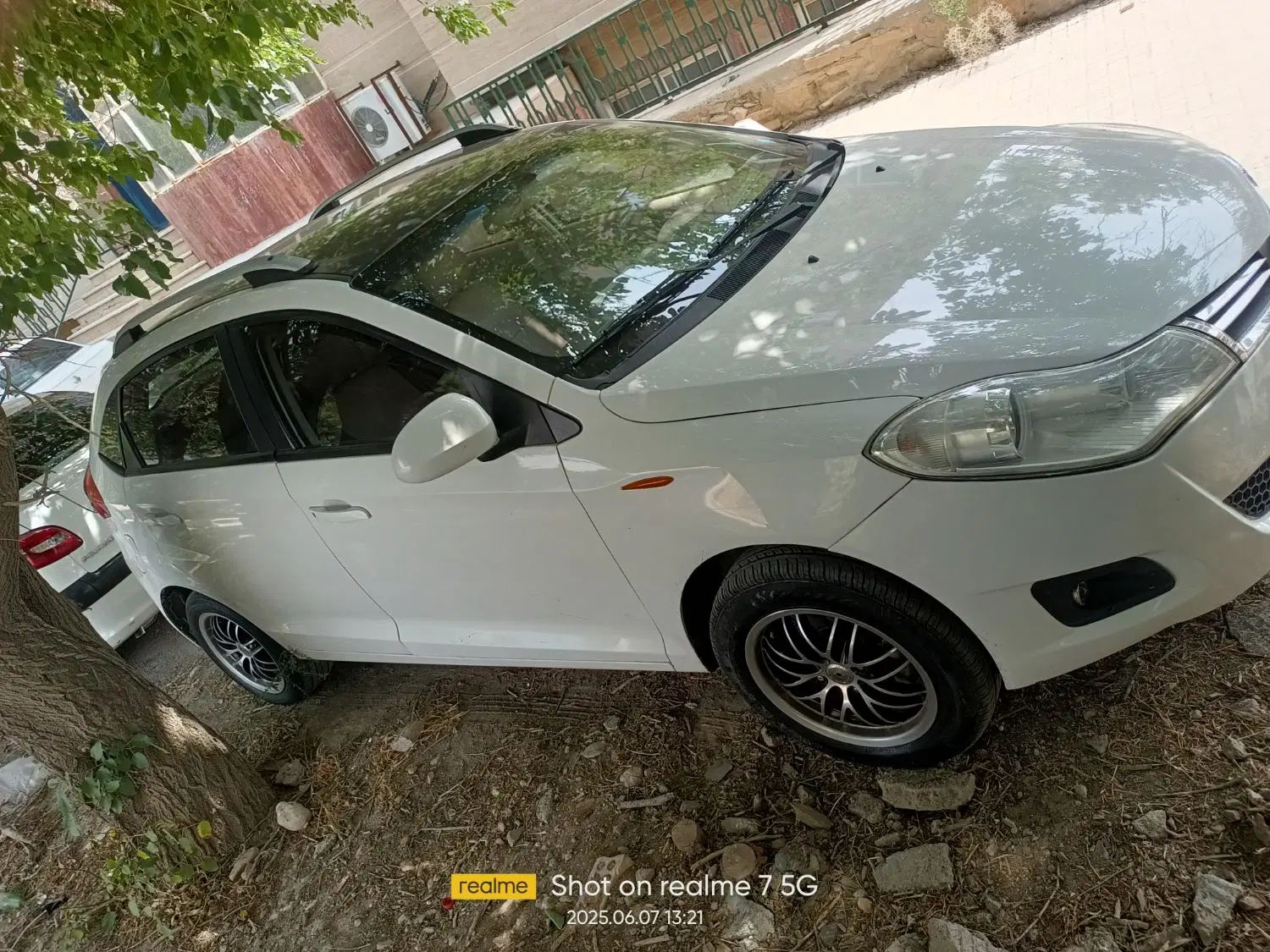 ام وی ام 315 هاچ بک ساده دنده ای - 1392