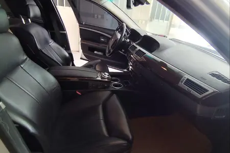 ب ام و سری 7 745i - 2002