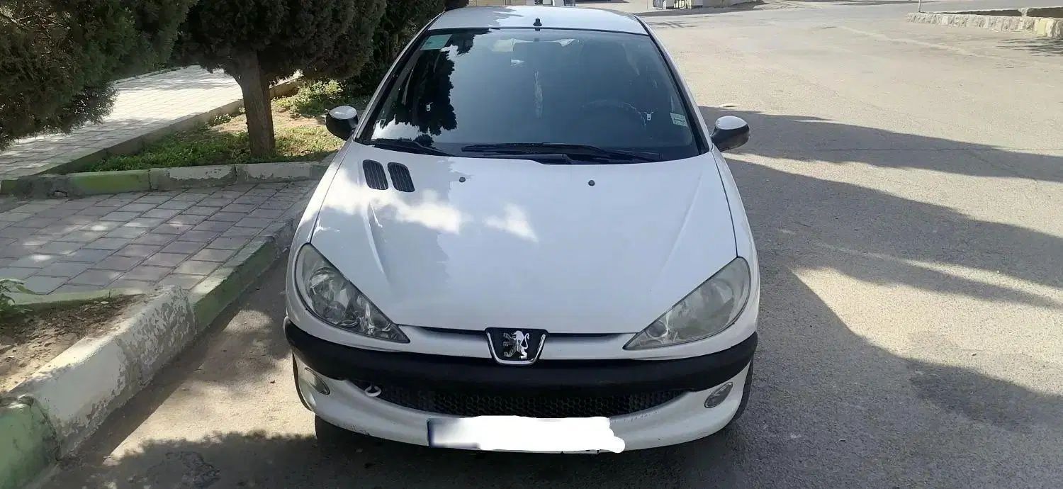 پژو ۲۰۶ صندوق دار v8 - 1396