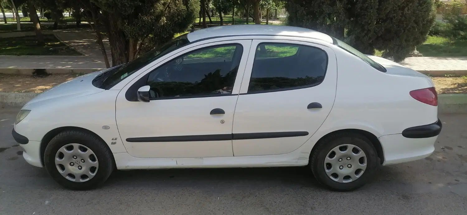 پژو ۲۰۶ صندوق دار v8 - 1396