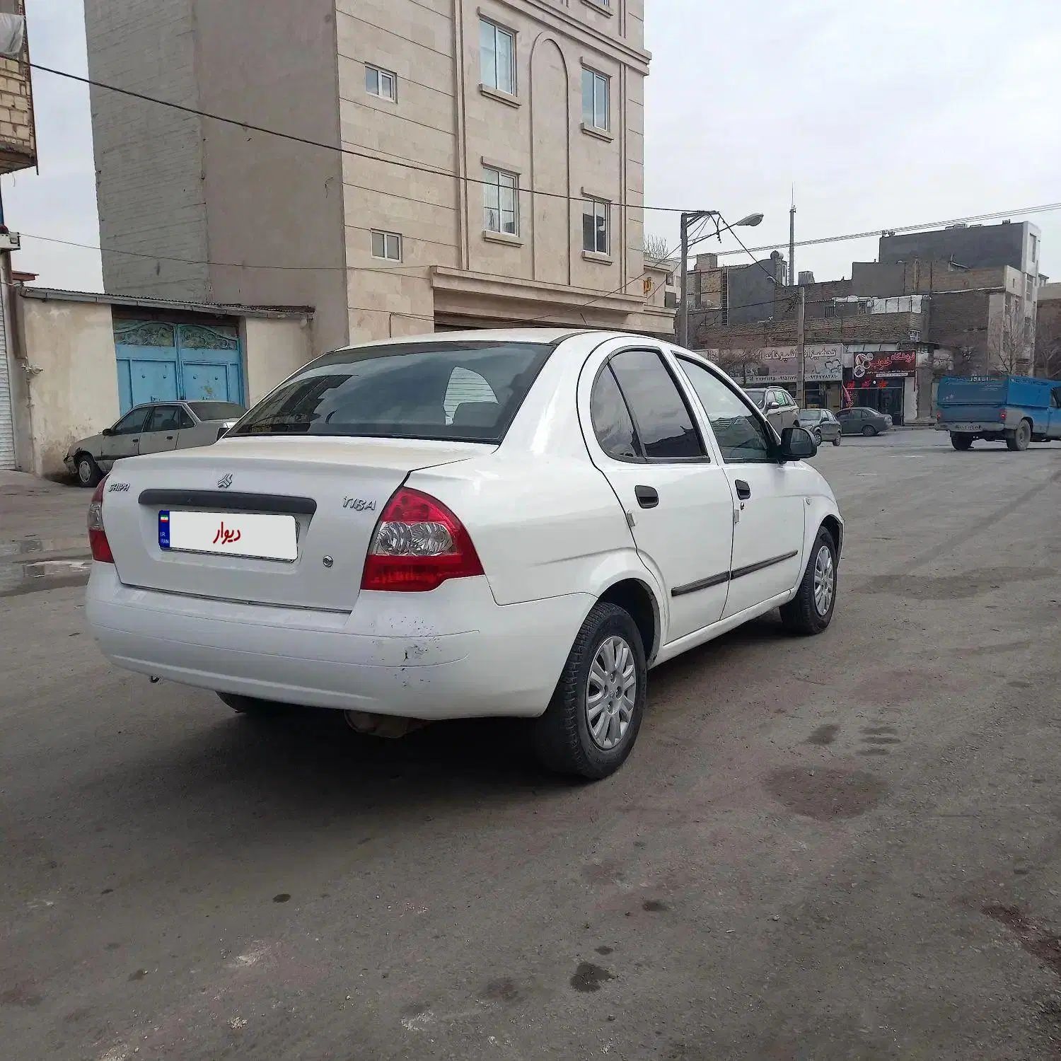 تیبا صندوق دار EX - 1395