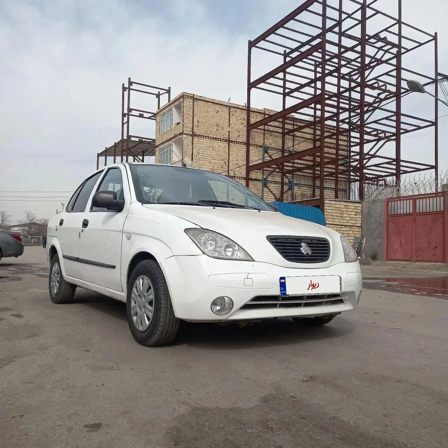 تیبا صندوق دار EX - 1395
