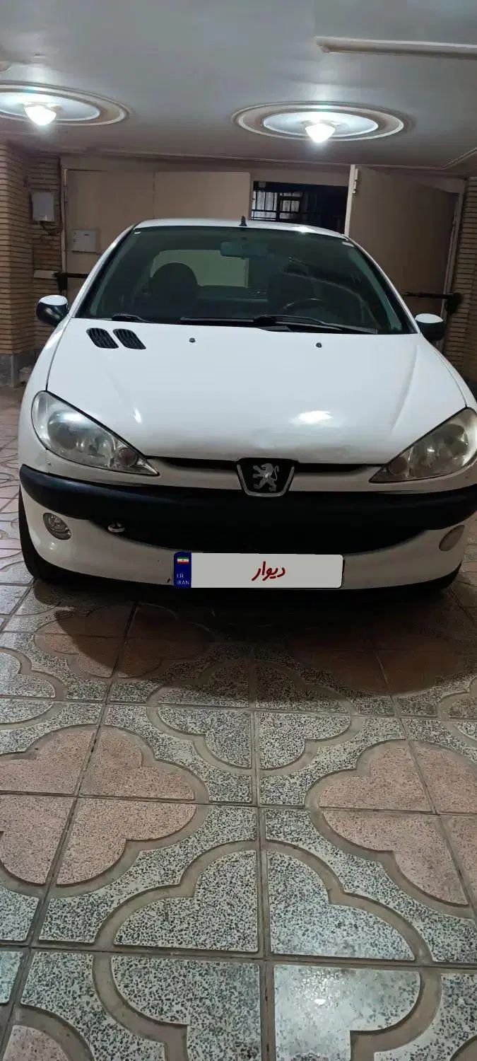 پژو ۲۰۶ صندوق دار v8 - 1389
