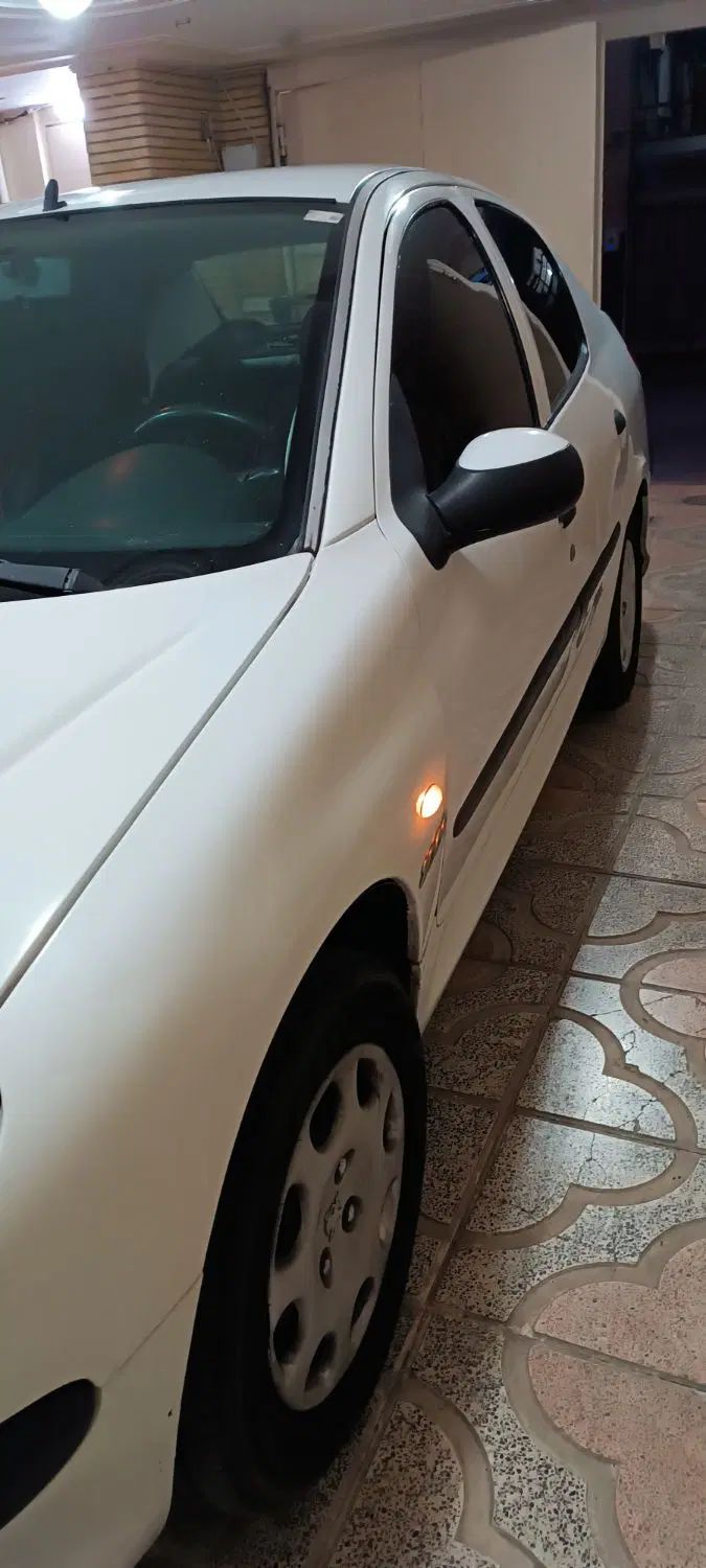 پژو ۲۰۶ صندوق دار v8 - 1389