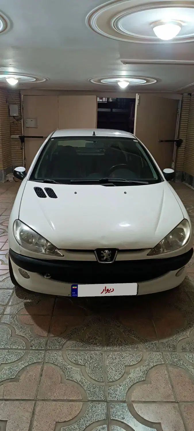 پژو ۲۰۶ صندوق دار v8 - 1389