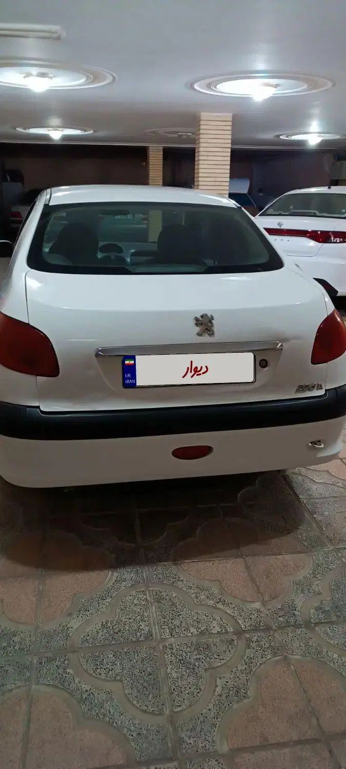 پژو ۲۰۶ صندوق دار v8 - 1389