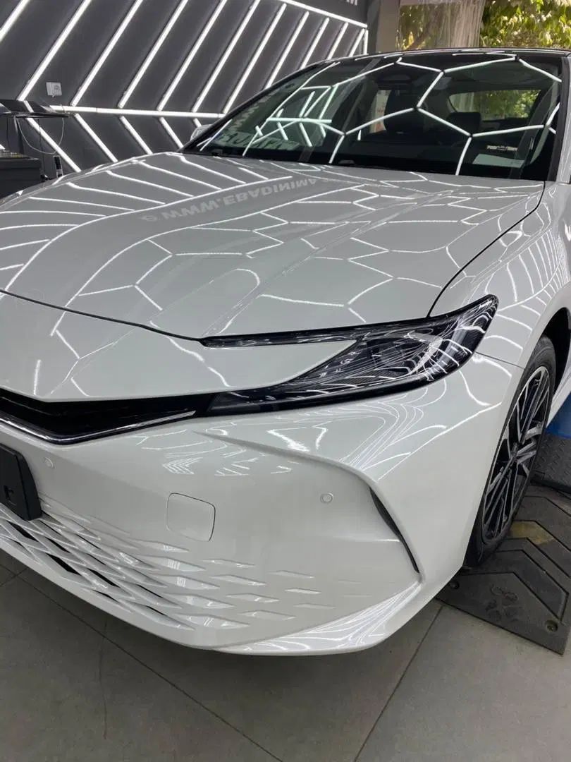 تویوتا کمری XLE - 2025