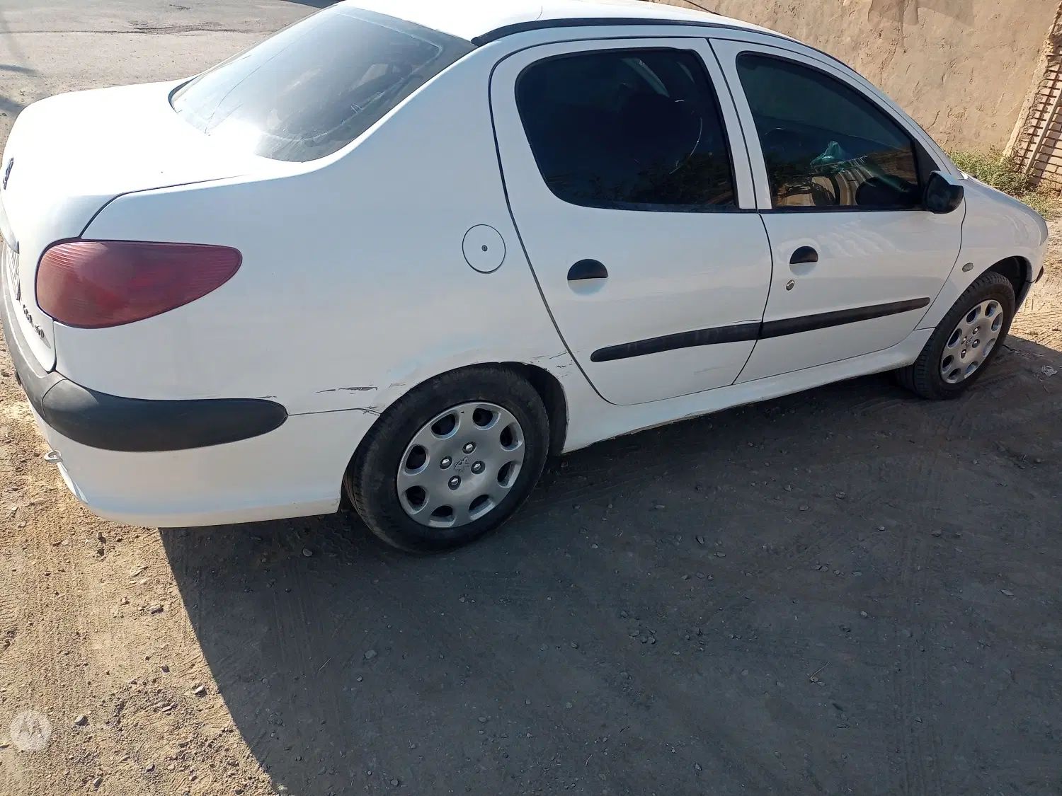 پژو ۲۰۶ صندوق دار v6 - 1390