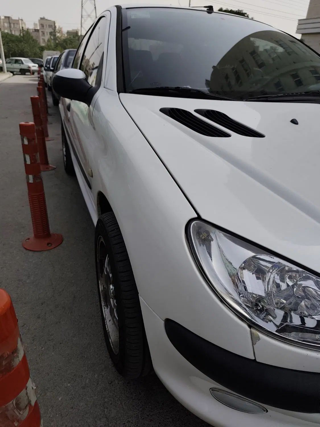 پژو ۲۰۶ صندوق دار v8 - 1393