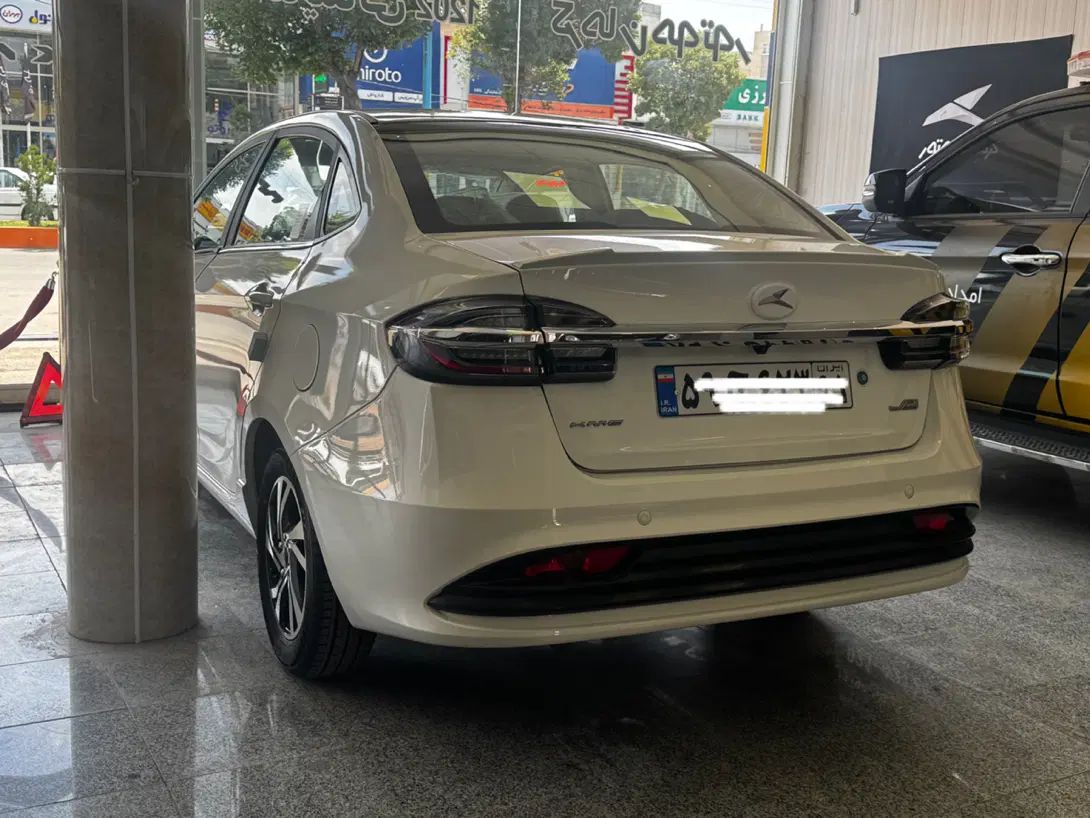 جک J4 اتوماتیک ساده - 1404