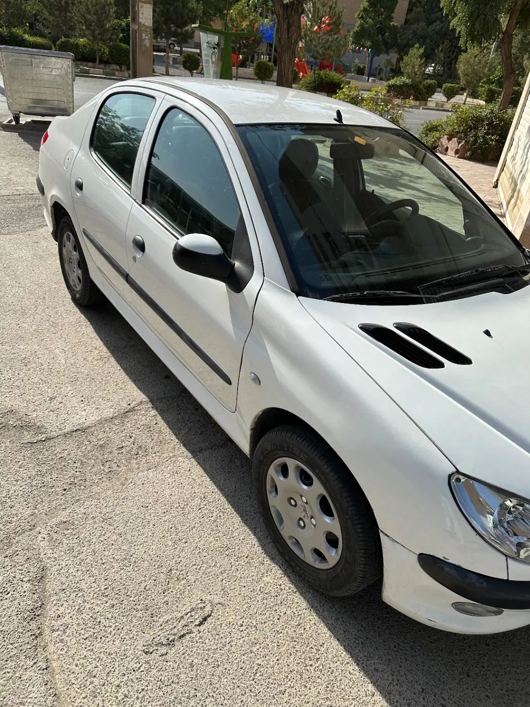 پژو ۲۰۶ صندوق دار v8 - 1393
