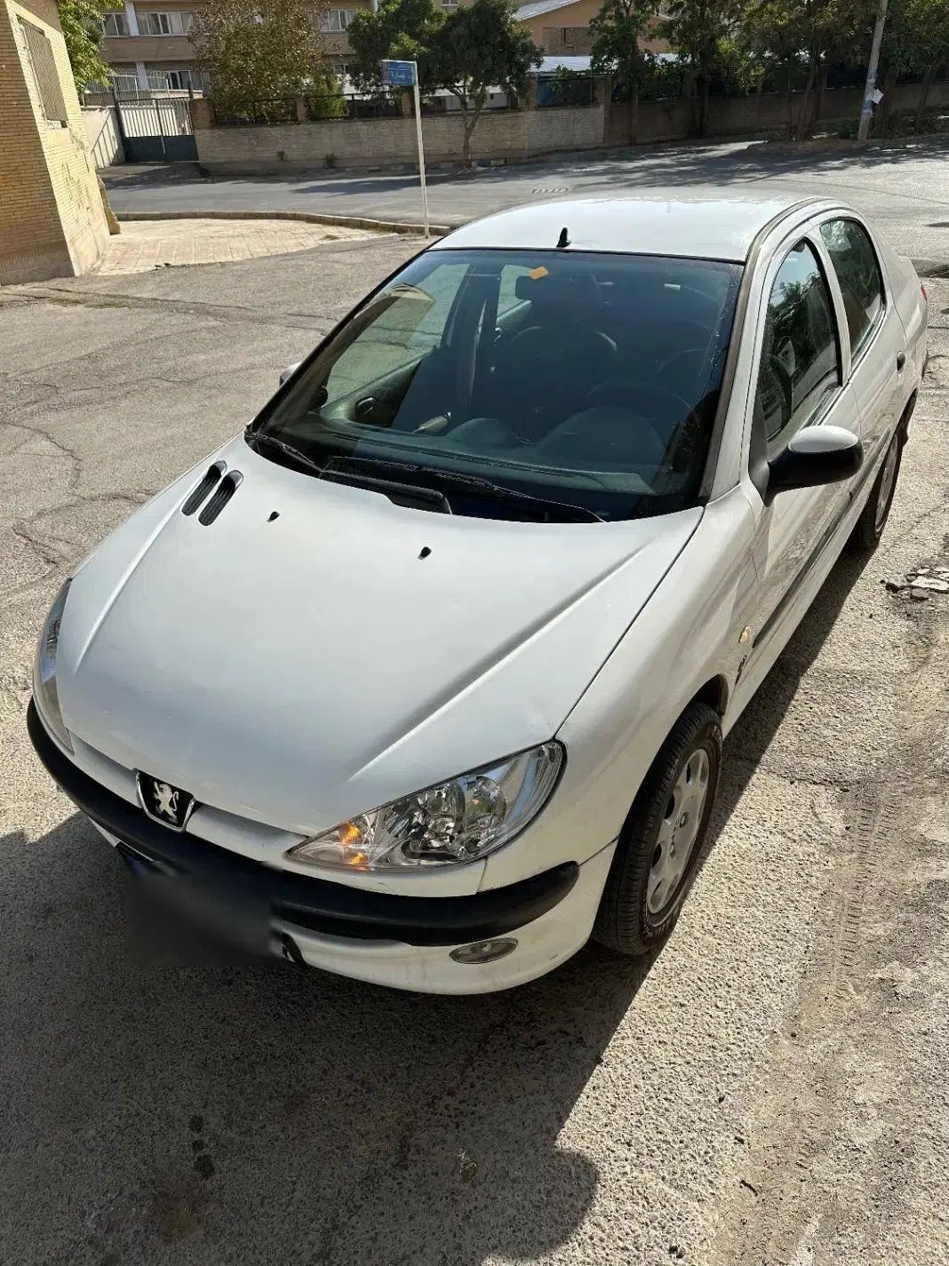 پژو ۲۰۶ صندوق دار v8 - 1393
