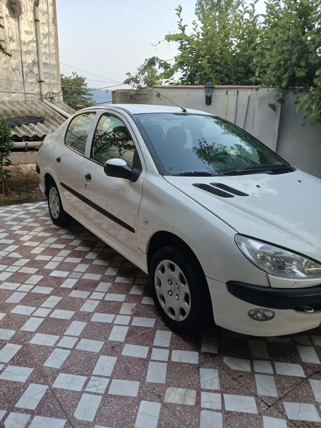 پژو ۲۰۶ صندوق دار v8 - 1390