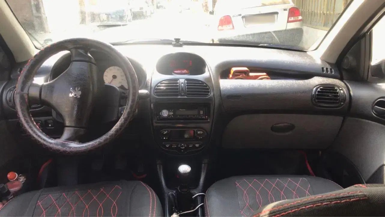 پژو ۲۰۶ صندوق دار v8 - 1398