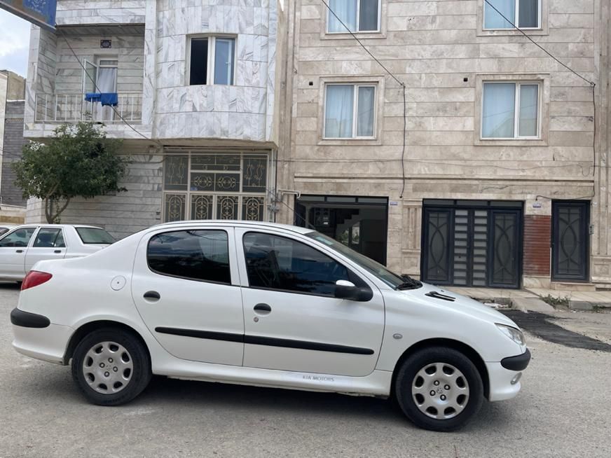 پژو ۲۰۶ صندوق دار v8 - 1394