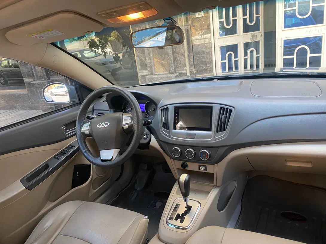 ام وی ام 550 اتوماتیک - 1396