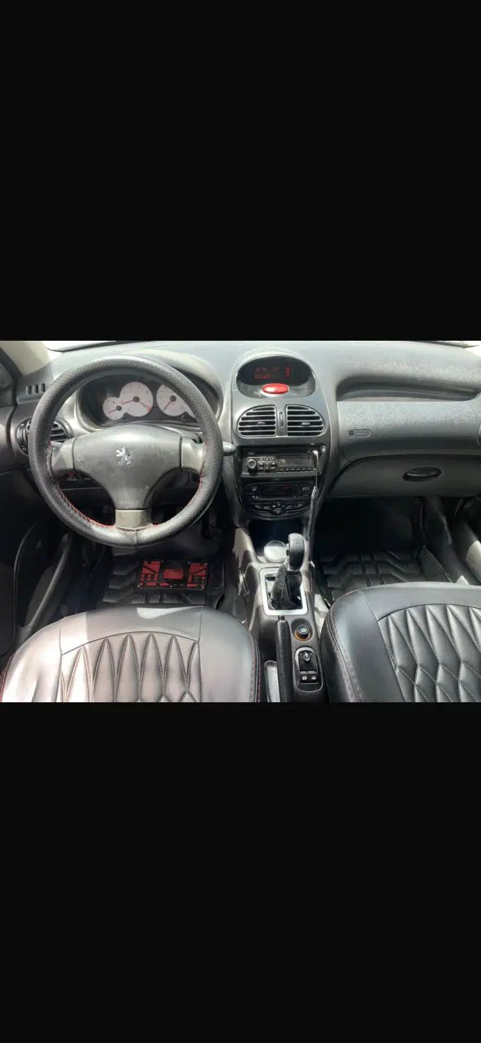 پژو ۲۰۶ صندوق دار v8 - 1393