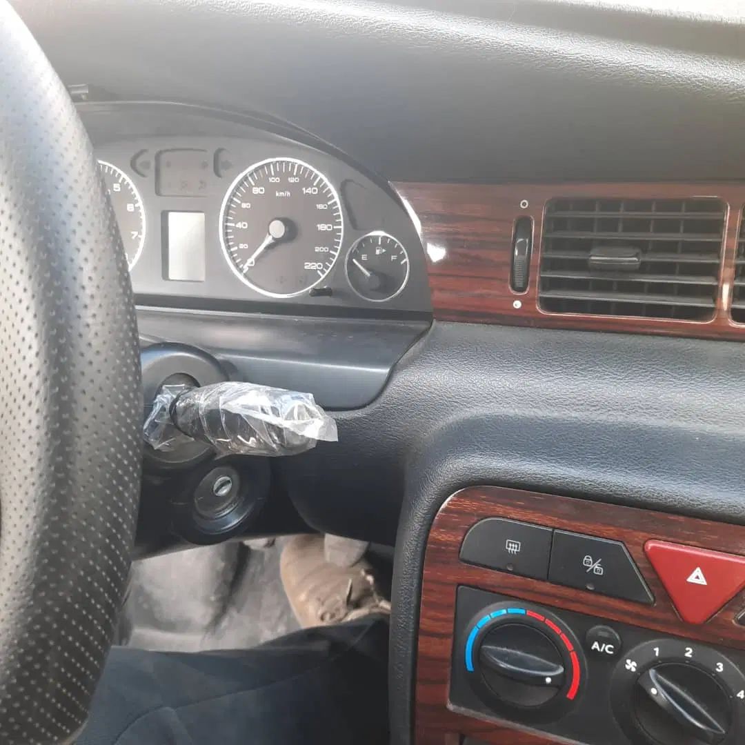 سمند LX XU7 - 1398