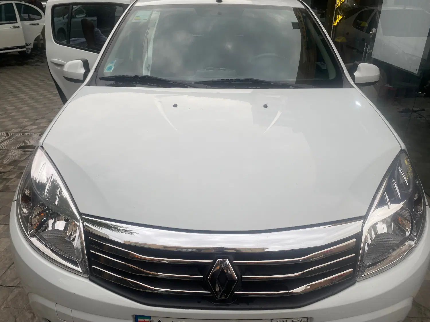 خودرو رنو، ساندرو آگهی ann_20073993