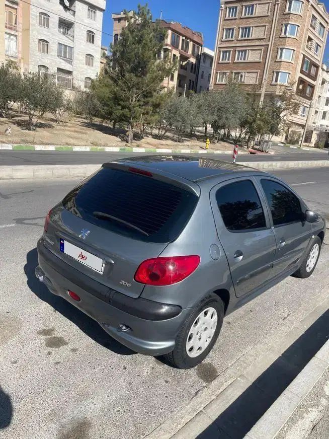پژو 206 تیپ 5 - 1395