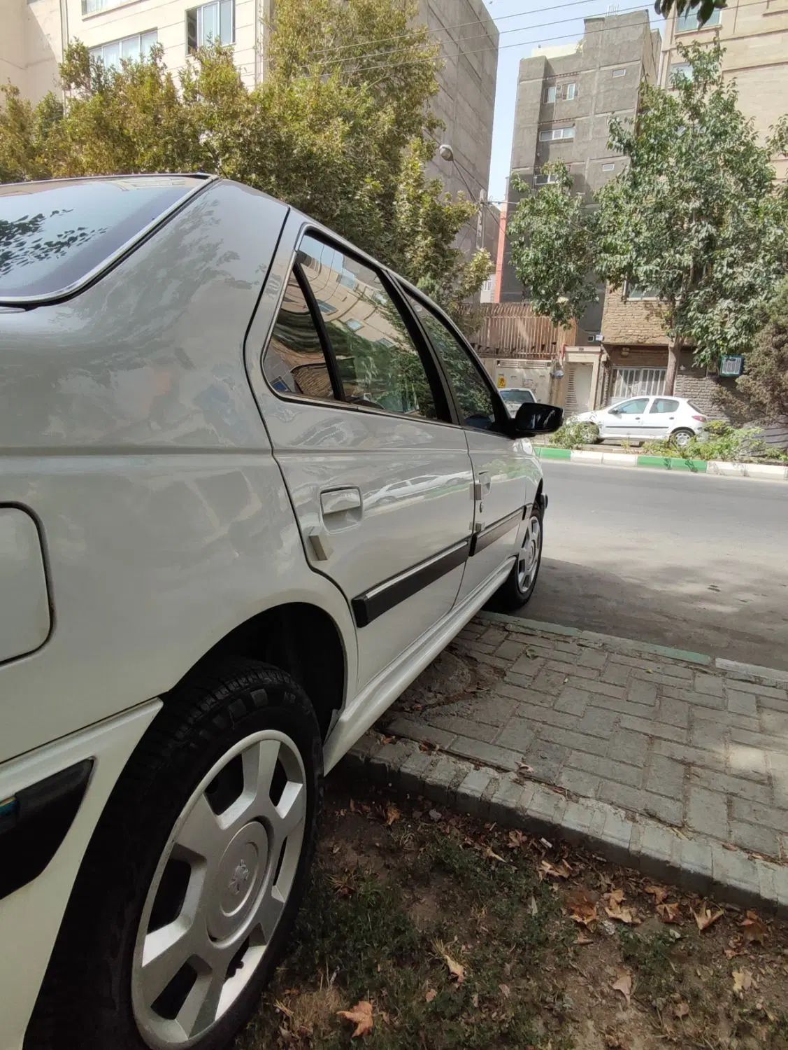 پژو پارس سال - 1402