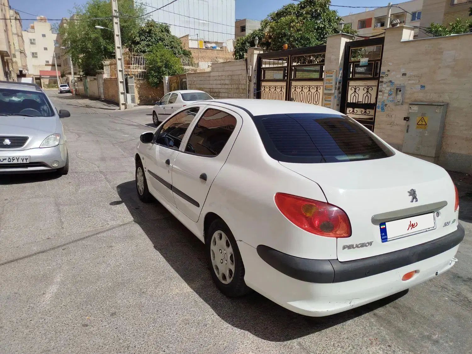 پژو ۲۰۶ صندوق دار v8 - 1396