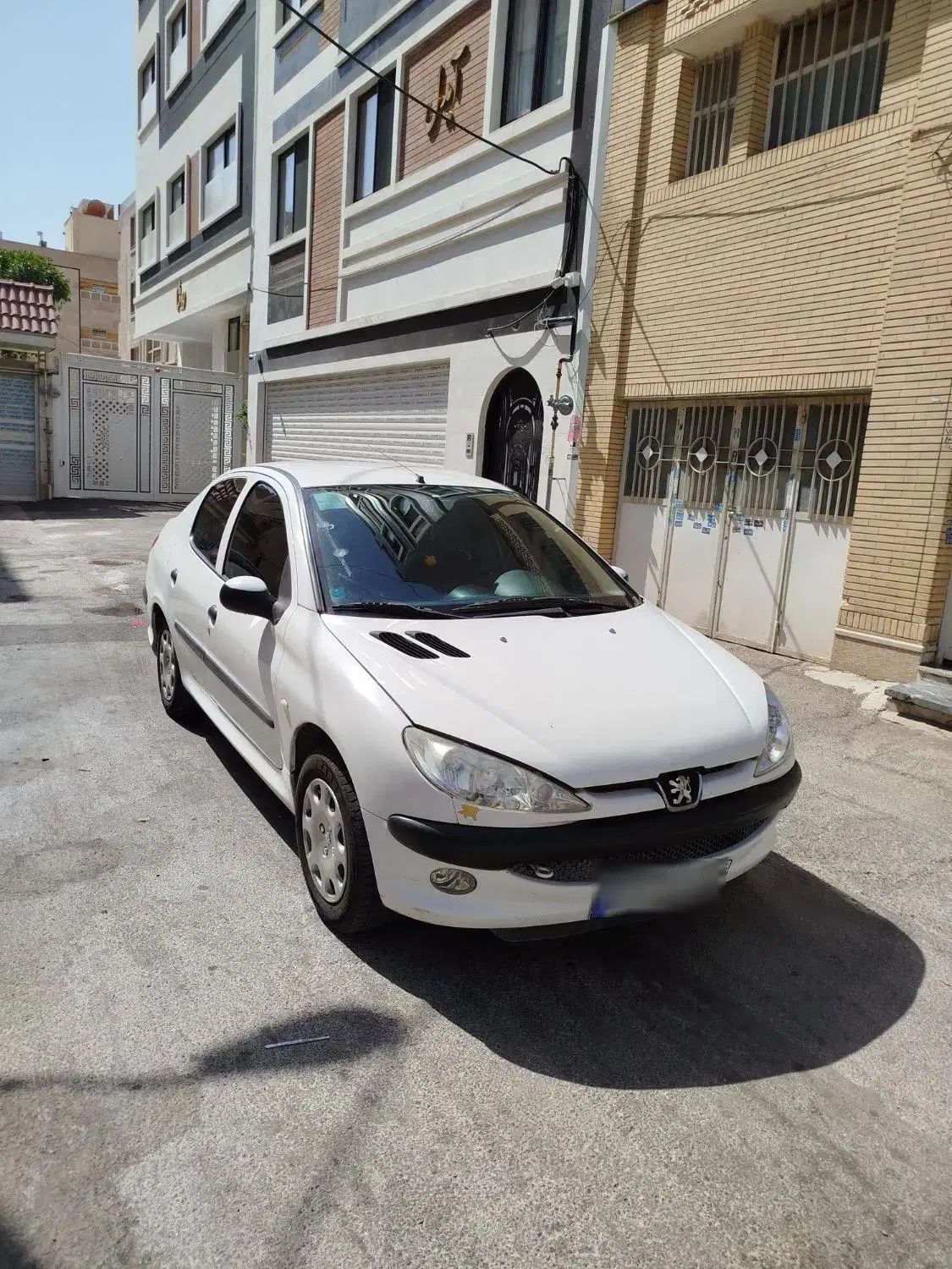 پژو ۲۰۶ صندوق دار v8 - 1396