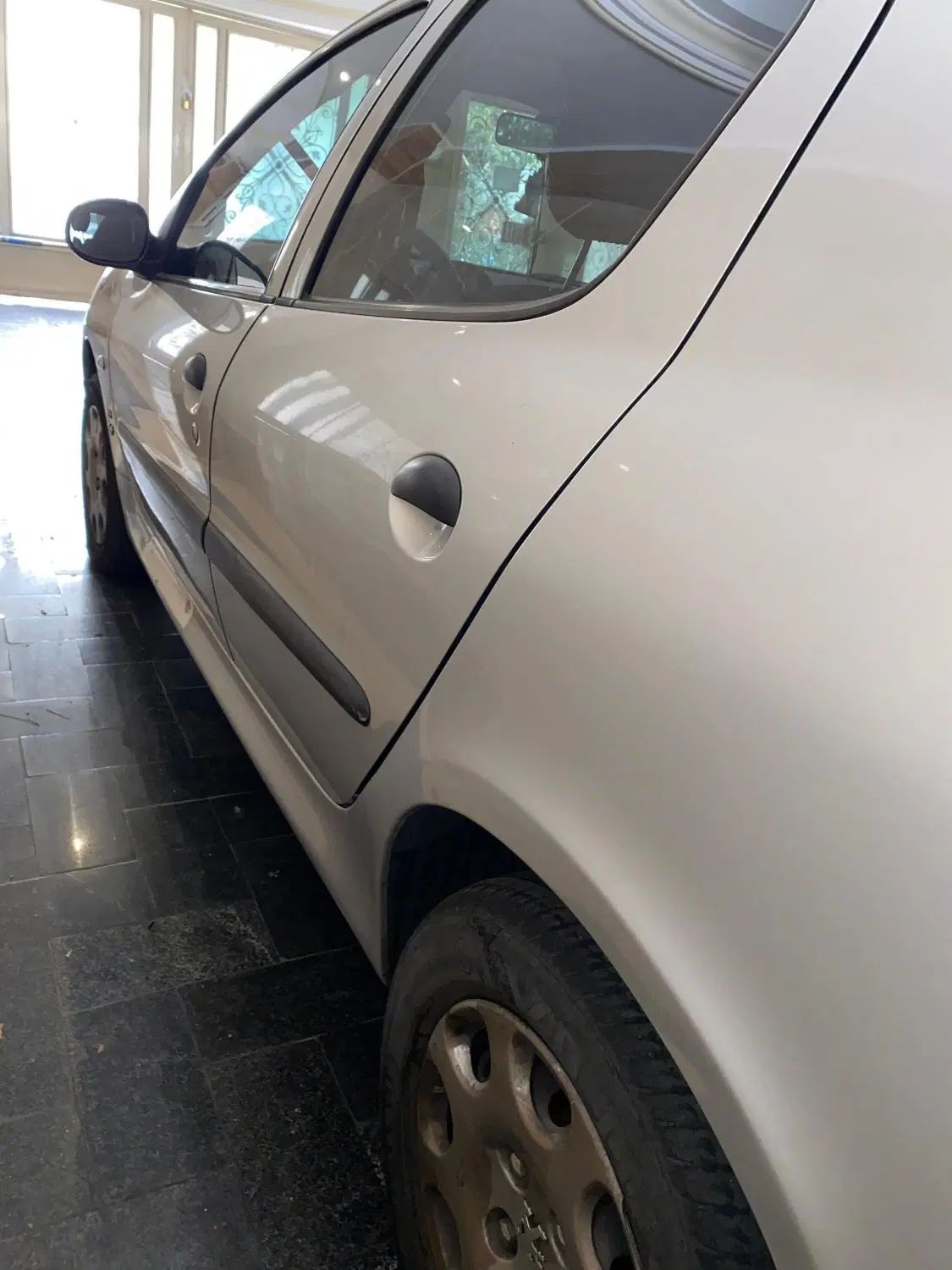 پژو ۲۰۶ صندوق دار v8 - 1393