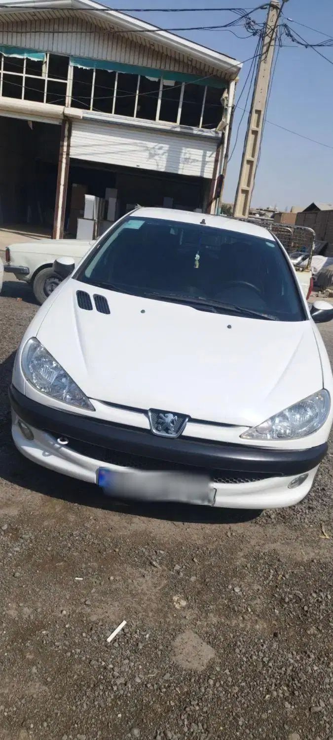 پژو ۲۰۶ صندوق دار v8 - 1397