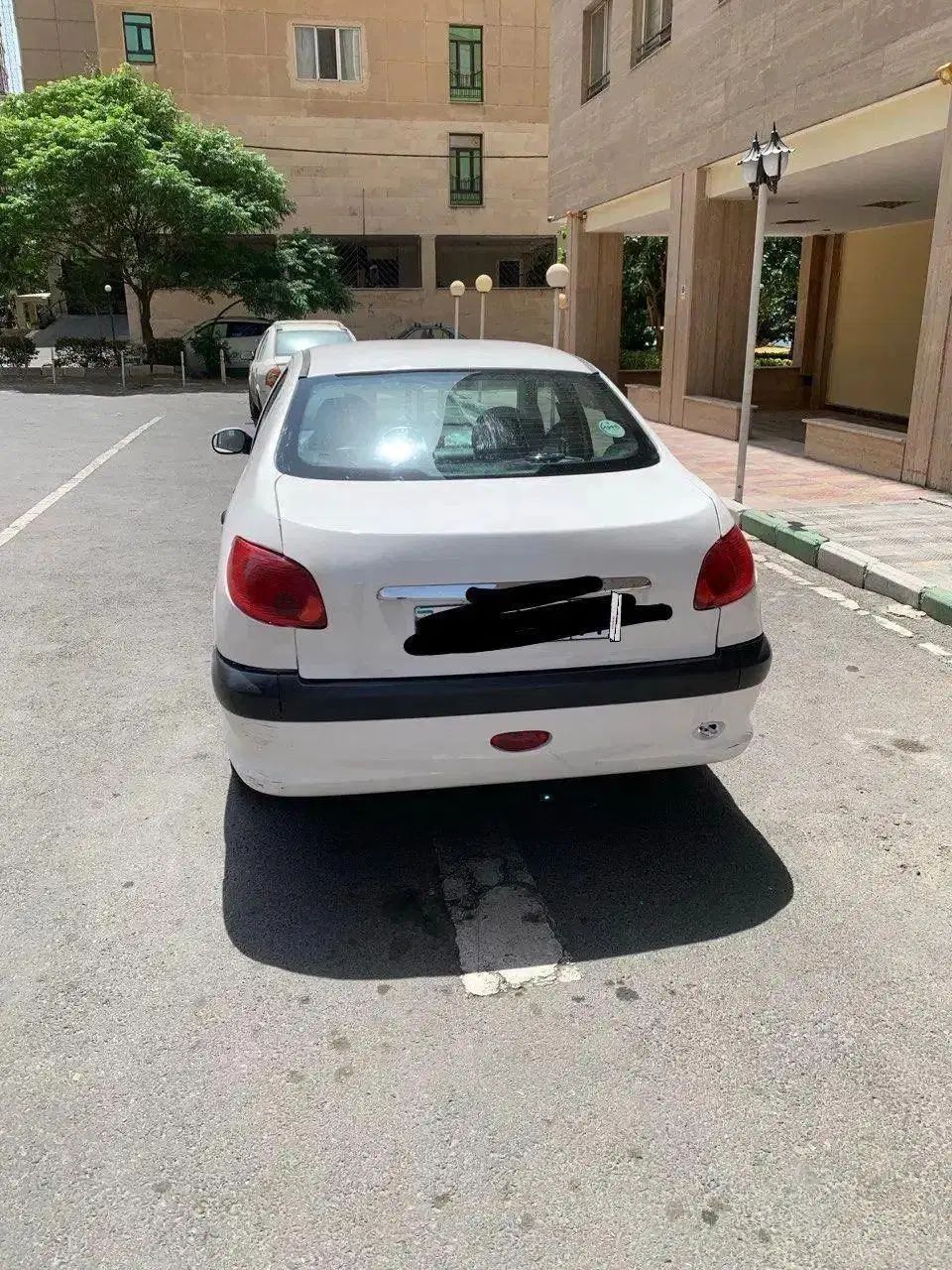 پژو ۲۰۶ صندوق دار v20 - 1388
