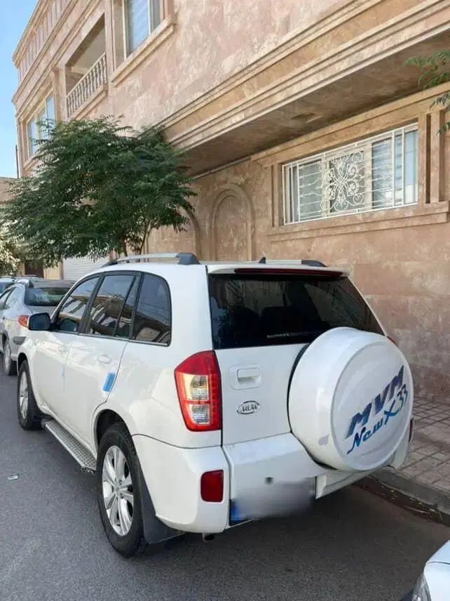 خودرو ام وی ام، X33 آگهی ann_20074856
