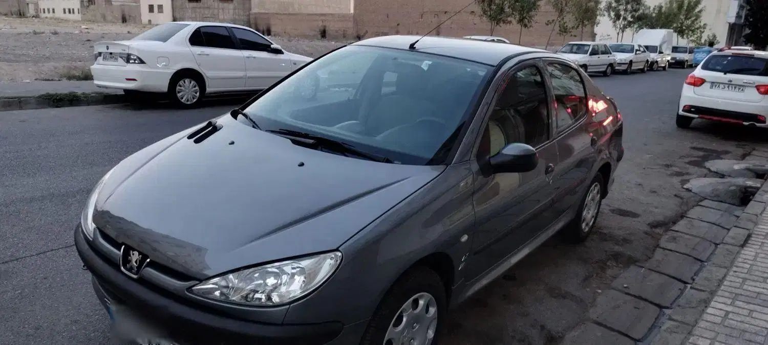پژو ۲۰۶ صندوق دار v8 - 1395