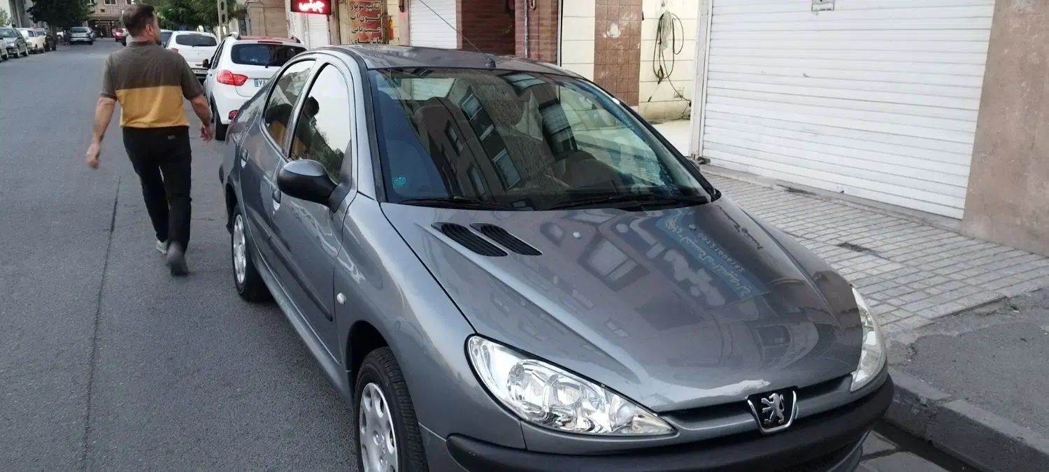 پژو ۲۰۶ صندوق دار v8 - 1395