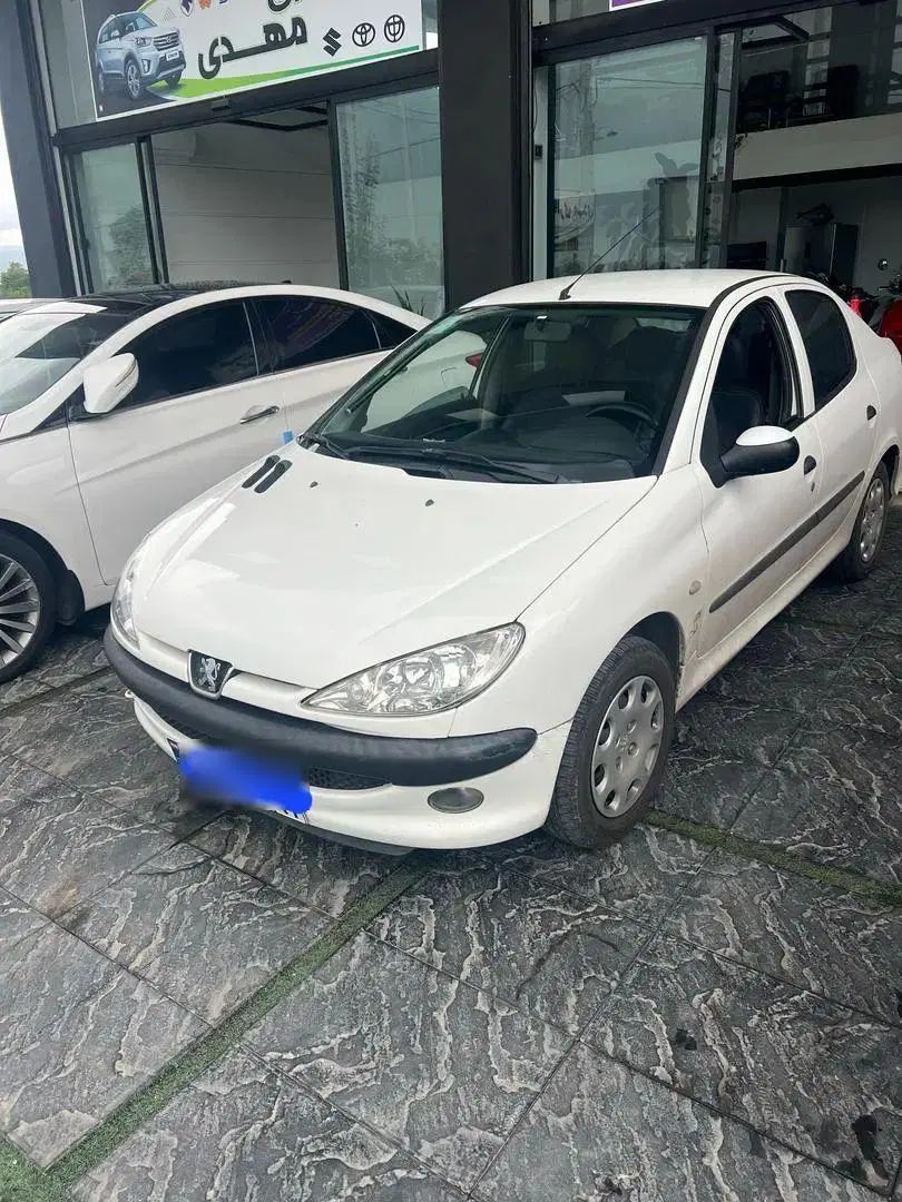 پژو ۲۰۶ صندوق دار v8 - 1396