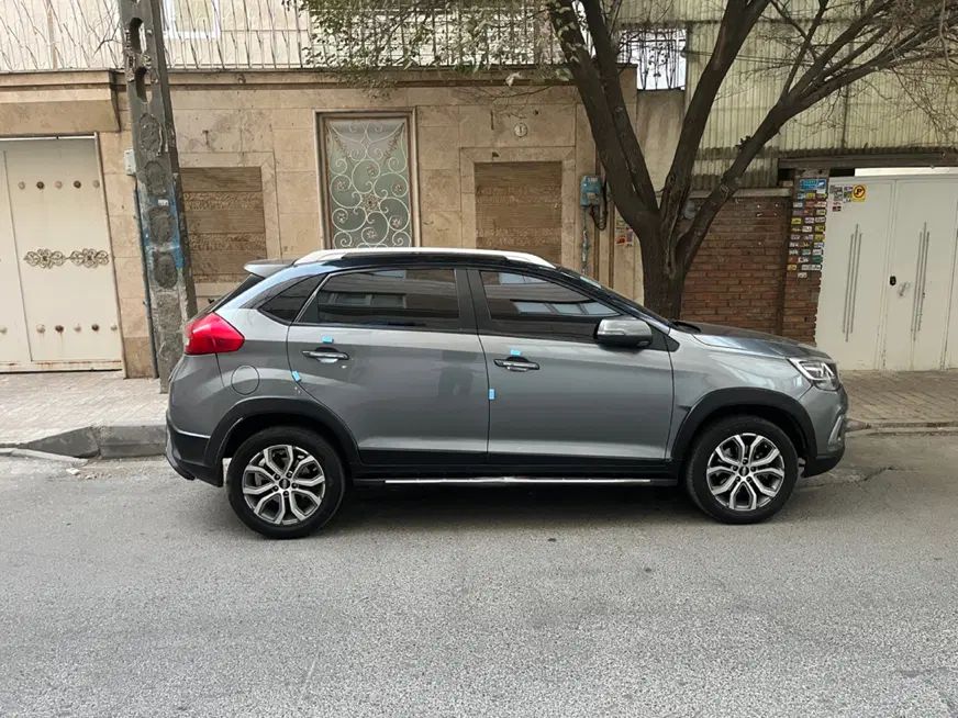 ام وی ام X22 اتوماتیک اسپرت اکسلنت - 1398