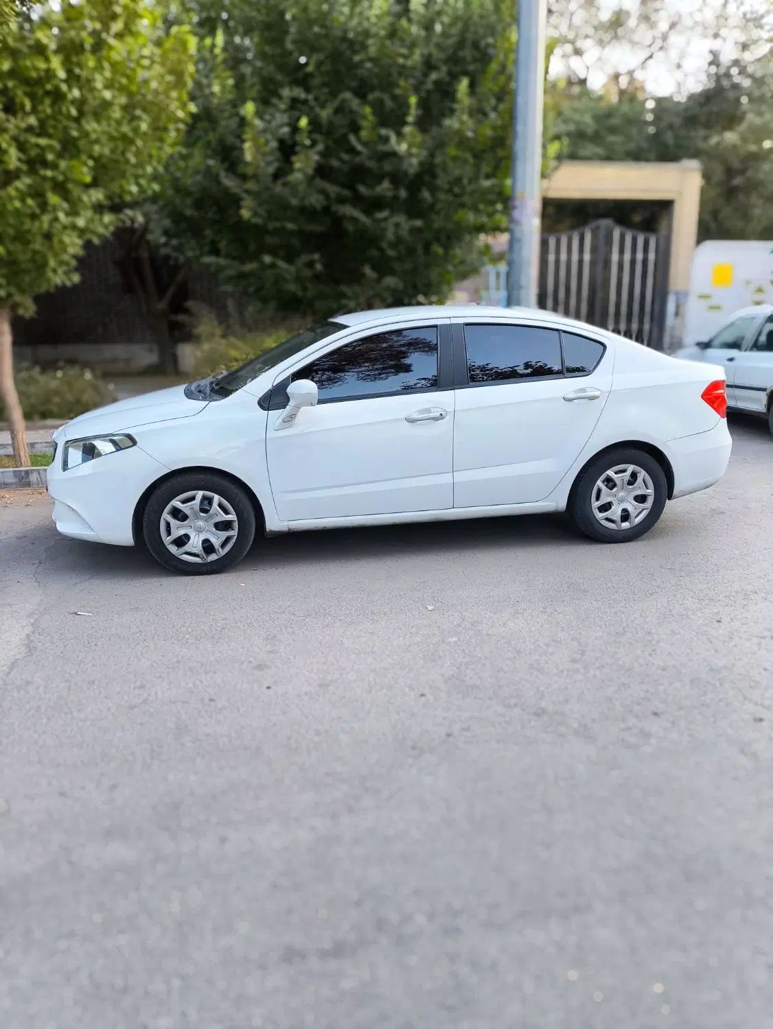 برلیانس H230 دنده‌ای - 1396