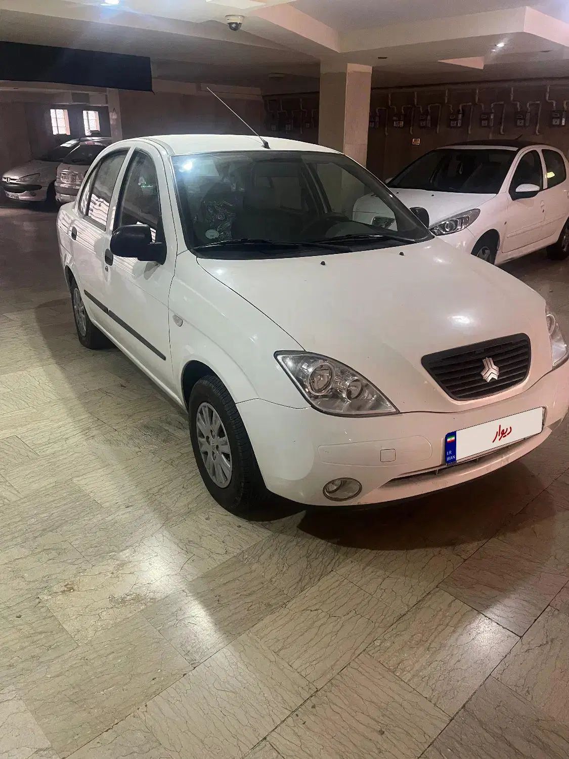 تیبا صندوق دار SX - 1399