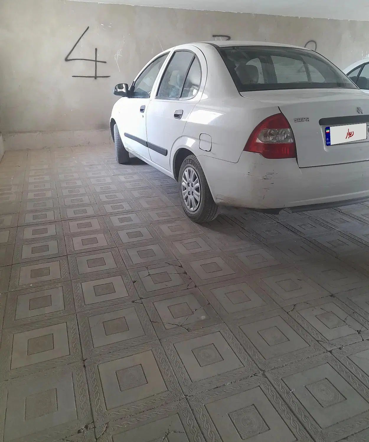 تیبا صندوق دار EX - 1395